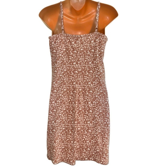 Old Navy Orange and White Floral Mini Dress with Built In Bra - Picture 5 of 5